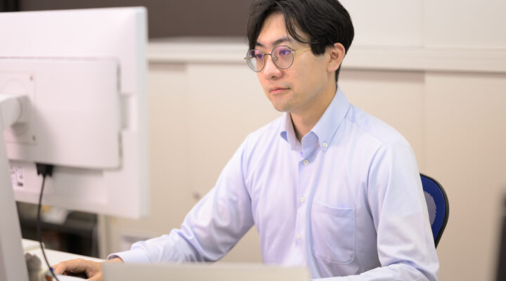 「中国子会社の譲渡事務サポート」